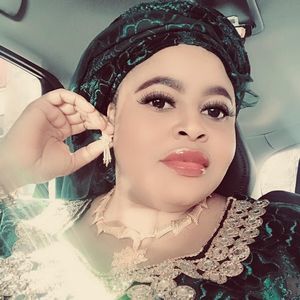 Meet your Posher, Gimbiya